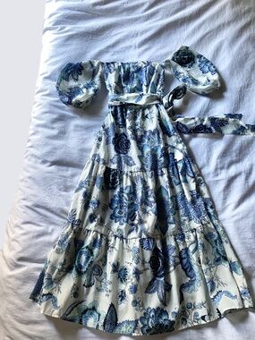 Floral blue dress